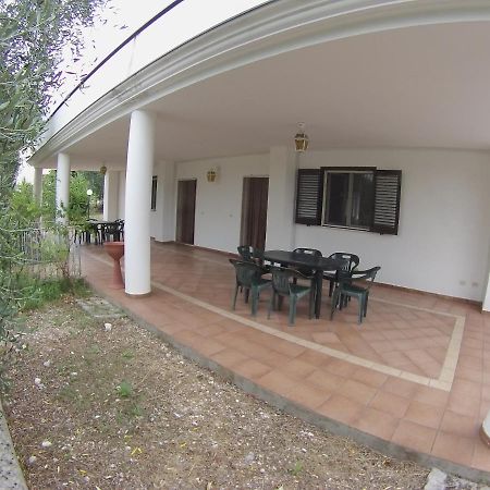 Villa Elide Peschici Eksteriør bilde